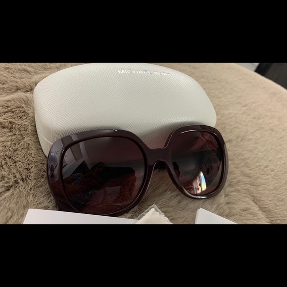 Michael Kors Shades-Burgundy - Picture 3 of 10